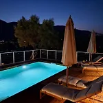 Villa Pnoes Lefkada *
