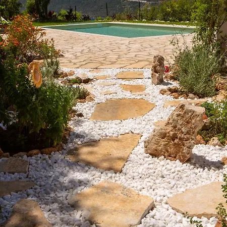 Pnoes Lefkada Vaszilikí