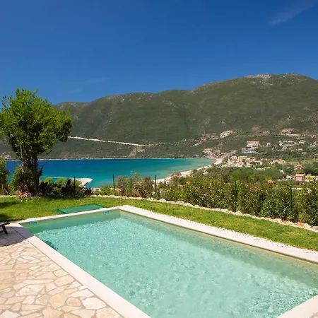 Pnoes Lefkada * Vasiliki (Lefkada)