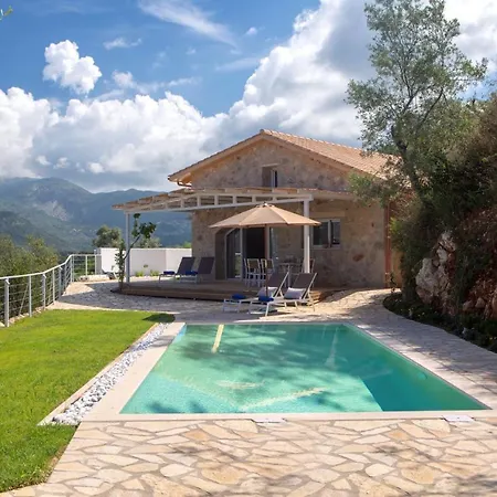 Villa Pnoes Lefkada *