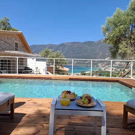 Villa Pnoes Lefkada *