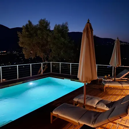 Villa Pnoes Lefkada *