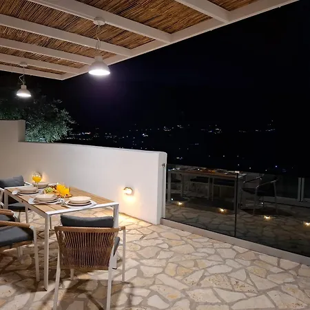 Pnoes Lefkada *