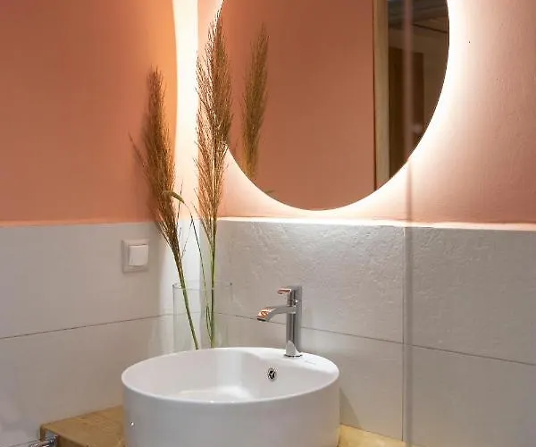 Βίλα Pnoes Lefkada