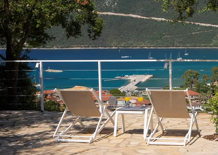 Βίλα Pnoes Lefkada